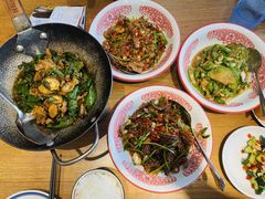 -俏湖兰·辣椒炒个肉(海沧店)