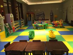 -三亚湾海居铂尔曼度假酒店