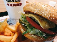 -The Habit Burger Grill 哈比特汉堡(复兴soho店)