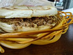 -樊记腊汁肉(西安咸阳国际机场店)