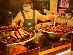 -六合夜市