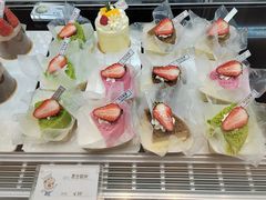 -花花卷卷·鲜食蛋糕(静安久光百货店)