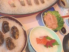 -泓炙颐凤鲜海鲜火锅料理(桐乡店)