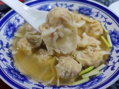 鲜虾淨云吞-兴兴旺·冬瓜盅·啫啫煲(西华路店)