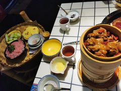 -卤校长重庆火锅(恒隆广场店)