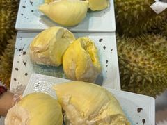 -领鲜活海鲜榴莲自助火锅(东门店)