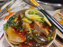 -肖肖酸萝卜鱼火锅(总店)