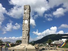 -亚龙湾中心广场
