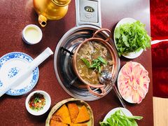 -银同牦牛肉火锅