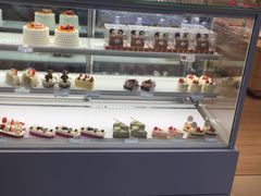 面包甜点陈列柜-好利来(奥林匹克购物广场店)