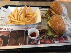 -The Habit Burger Grill 哈比特汉堡(复兴soho店)