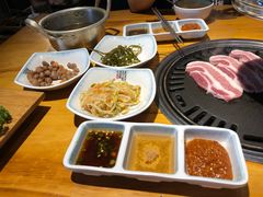 -唯成•韩国炭火烤肉 유성고기