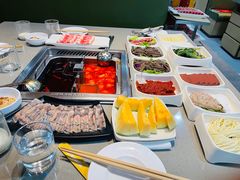 -海底捞火锅(杭州滨江九宜城店)