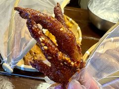 -卡皮巴拉炸卤店