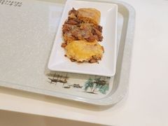 -王拐拐热干面·武汉三鲜豆皮(徐家汇店)