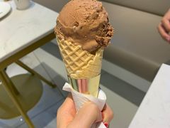 -Fridi Patisserie Cafe