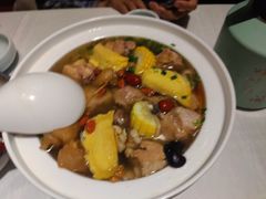 -江城小馆陕南妈妈菜·全球旅行餐厅(钟楼店)