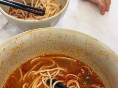 -李先生牛肉面大王(北京站售票厅餐厅)