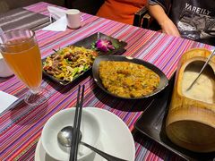 -香巴拉云南餐厅(华莱坞店)
