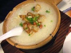 艇仔粥-新大咀港式茶餐厅(宝山万达店)