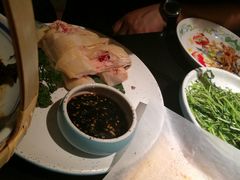 特色白切鸡-老头儿油爆虾·知味杭州(爱琴海购物中心)