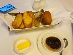 -香港赛马会双鱼河会所