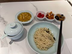 -裕兴记•蟹黄面馆(人民广场店)