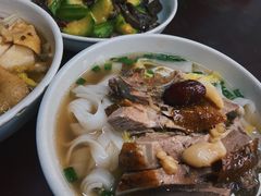 烧鹅濑粉-本地老字号清叔烧鹅