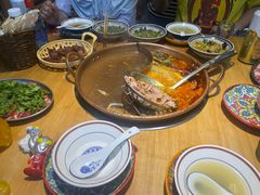 -洱火云南酸菜牛肉火锅(石景山当代商城店)