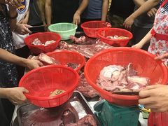 -标记美食新鲜猪杂(兴南大道店)