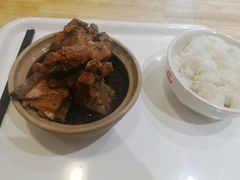 -万和春排骨砂锅米饭(新业广场店)