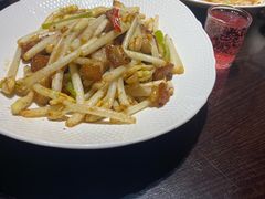 -牛头鱼庄·地道广西菜(西明店)
