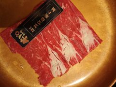 -牛YO寿喜烧·铁板烧和牛火锅自助(市府恒隆店)