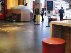 大堂-麦当劳(城西银泰店)