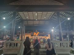 -席娜卡琳火车铁道夜市