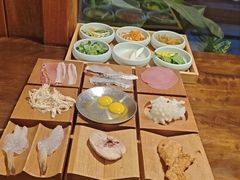 -银米·云南传统过桥米线(双廊黑金冠店)