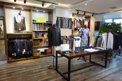 点击看大图 -优刻西服西装定制(金轮国际广场店)