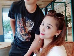 -UNI UNI(环亚凯瑟琳店)