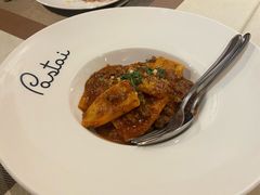 博洛尼亚传统肉酱大通心意面-BONAZZA 意大利餐厅