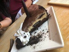 -The Cheesecake Factory(baldwin avenue)