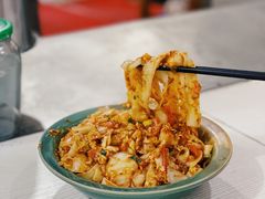 番茄鸡蛋面加肉酱-小二面店