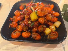 -巴厘龙虾·榜首油焖大虾(音乐学院·沿江酒馆店)
