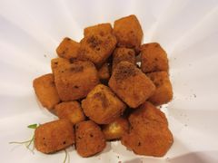 黑松露脆皮豆腐粒-桂满陇·杭州饭店(清河万象店)