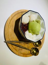 -凡碧诗毛孔收细