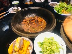 -鱼窝棚柴火铁锅炖(富山屯店)