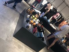 -URBAN REVIVO(荟聚中心店)
