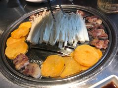 -韩聚屋韩国烤肉餐厅(新北万达店)