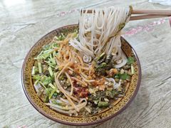 酸菜肉沫粉-正宗慈利米粉