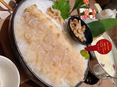 加拿大象拔蚌-協成海鮮火鍋(老店)
