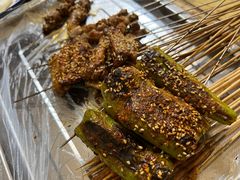 -勃利地摊·勃立小串烧烤